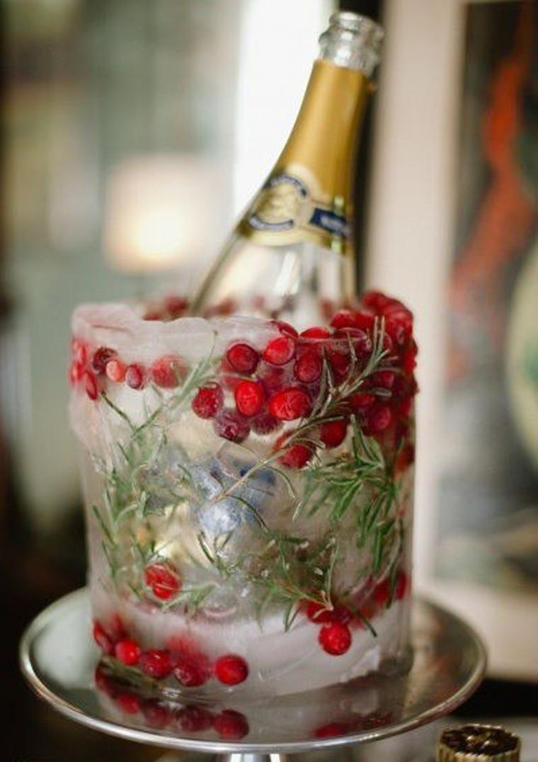 Зимние ягоды в новогоднем декоре: 25 интересных идей использования рябины, фото № 22