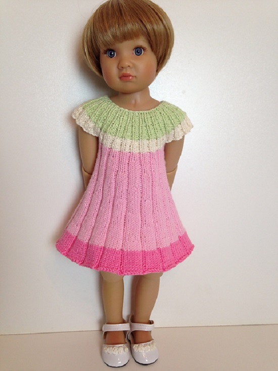 Платье для куклы розовое