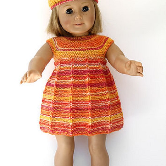 Платье для куклы спицами оранжевое