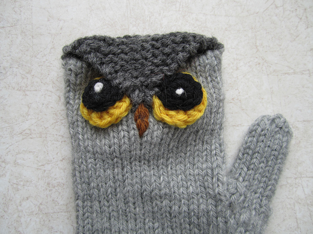 Who Gives a Hoot? Owl Mittens Free Knitting Pattern 