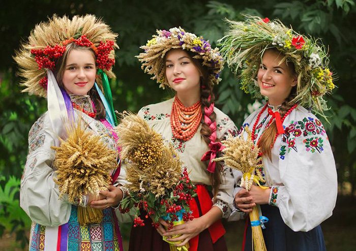 Украинский венок — красота и традиции слились воедино